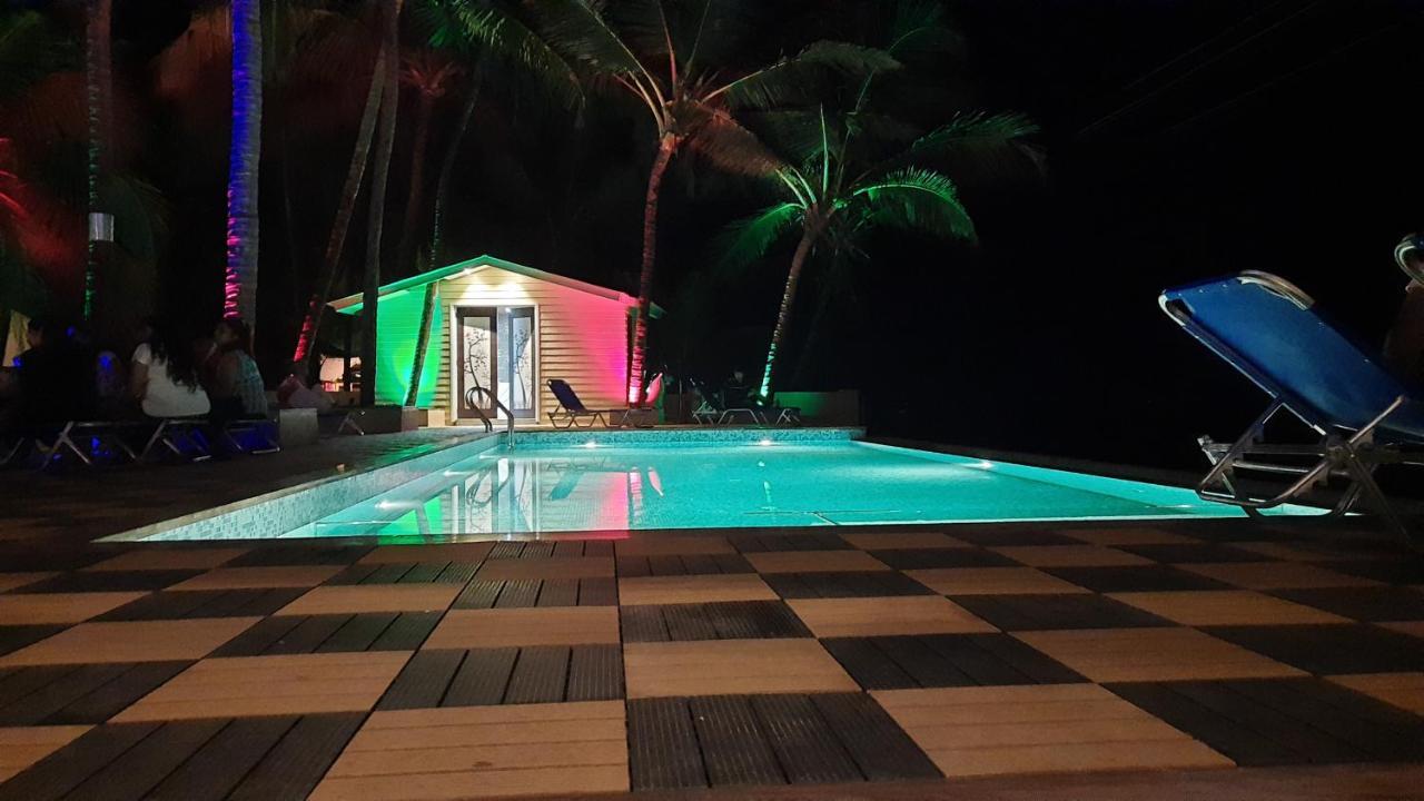 The Windmill Resorts Mālvan Eksteriør bilde
